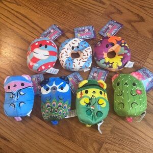 LOT of 7 Bears vs. Donuts Small Plushes